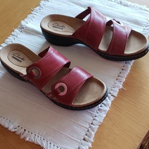 Clarks Lexi sandal